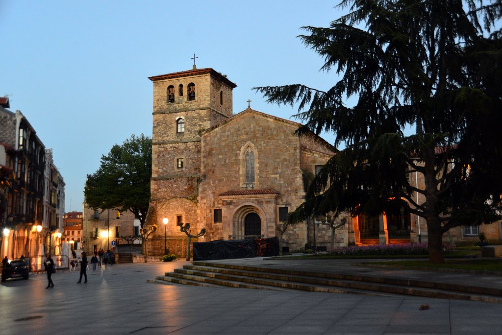 44 Aviles, notturno.JPG